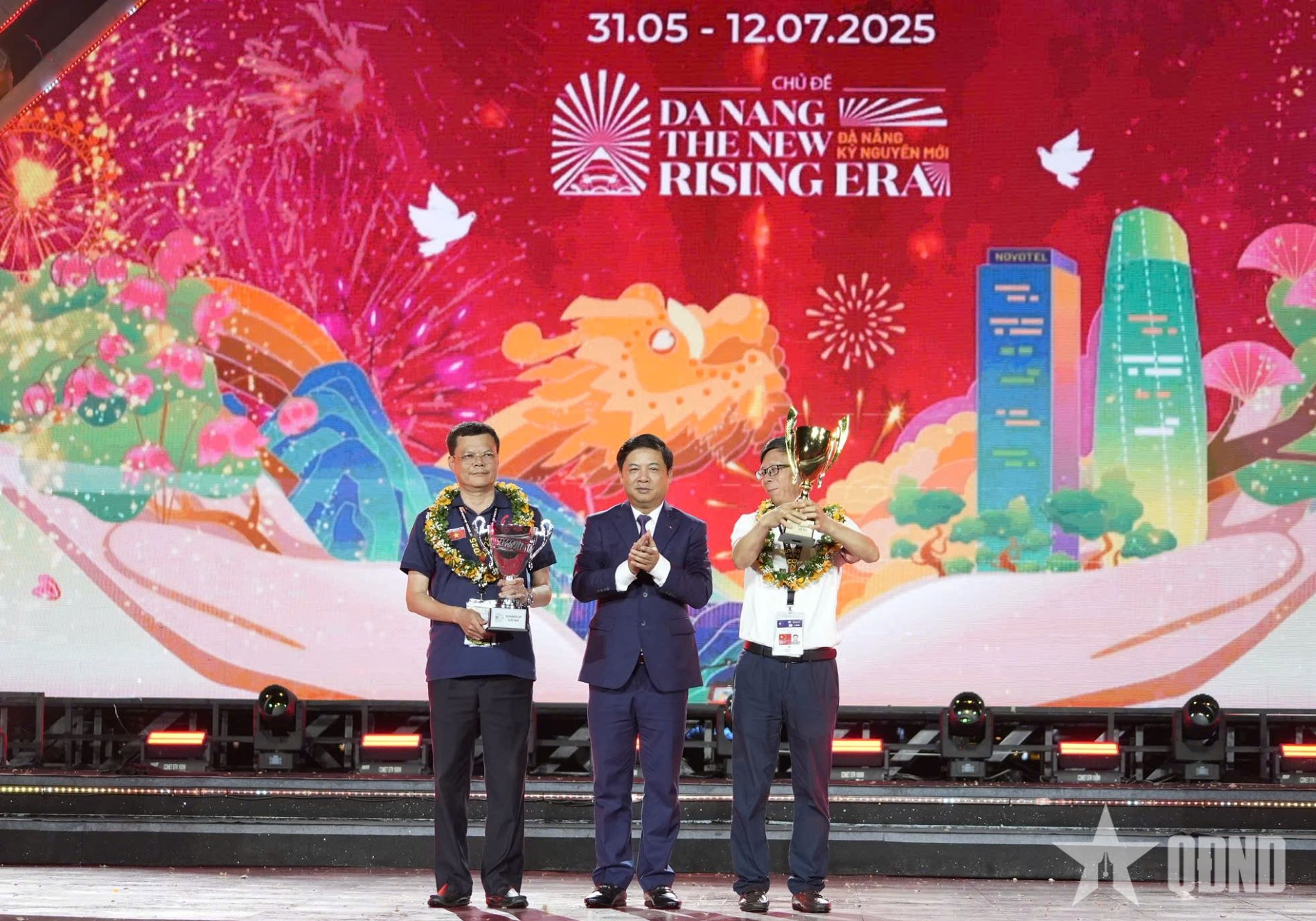 Đội Jiangxi Yangfeng Art Display (Trung Quốc) giành ngôi quán quân tại DIFF 2025